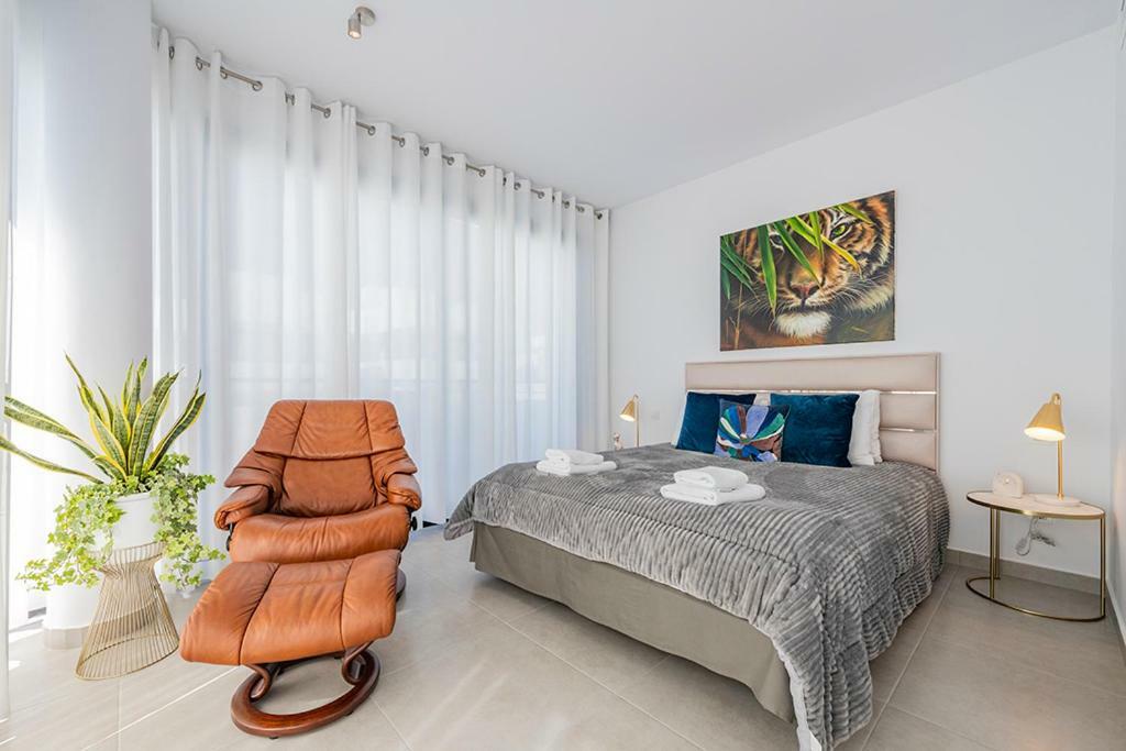 Stylish Villa 2018,Pool,3B.R.Wifi,Netflix San Fulgencio Dış mekan fotoğraf